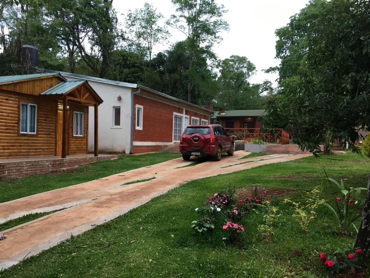 Posada Enki Puerto Iguazu Exterior photo